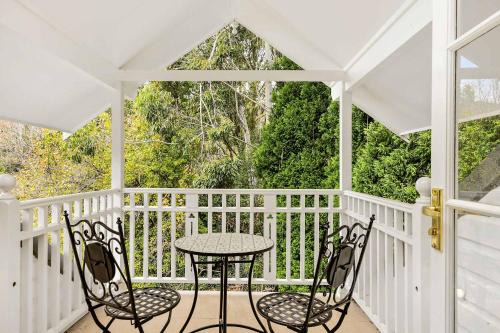 Antara House by Coast Hosting