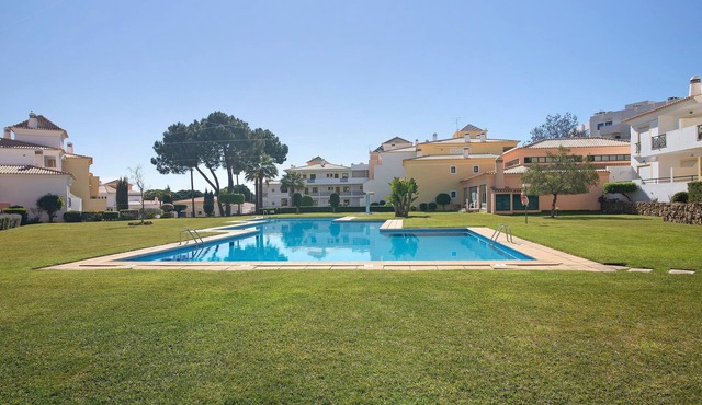 Apartment 'Jardins De Santa Eulalia' with Shared Pool, Shared Garden and Air Conditioning