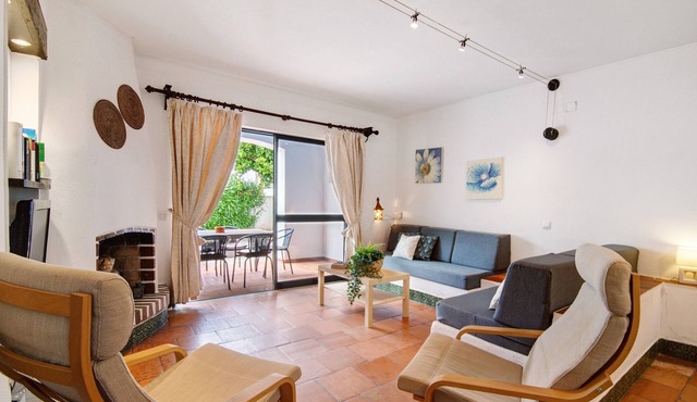 Apartment 'Mar Azul 1' with Private Garden, Balcony and Wi-Fi