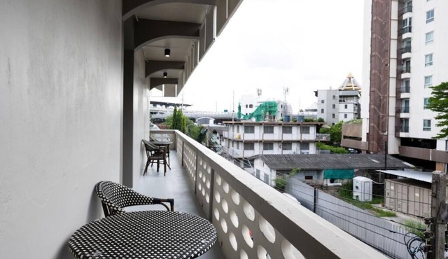 At 38 Don Mueang