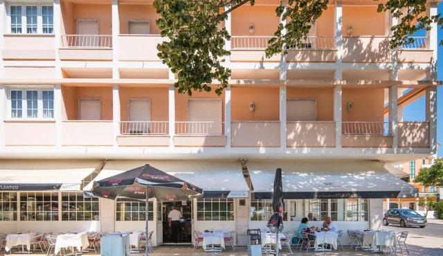 Atlantic Waves Accommodation