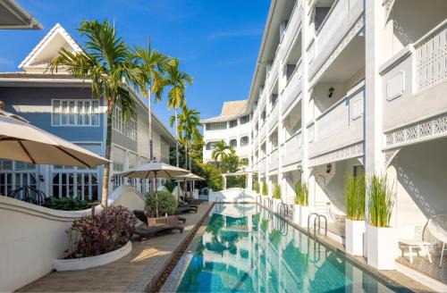 Away Chiang Mai Thapae Resort A Vegan Retreat