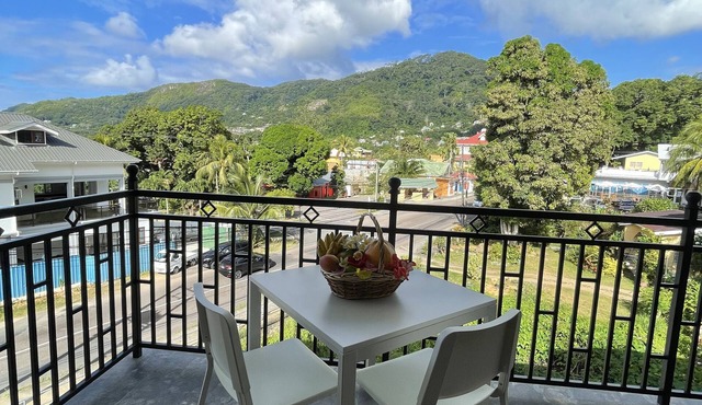 B Holiday Apartments