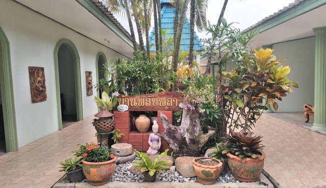 Baan Plubpla Resort