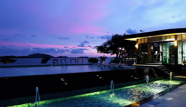 Baan Rim Ao