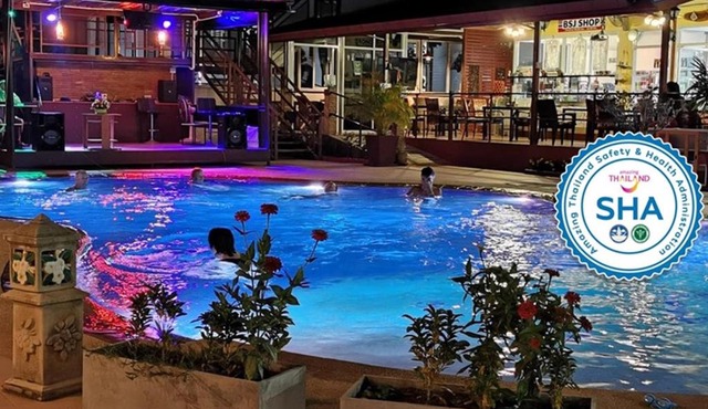 Baan Sabaijai Resort
