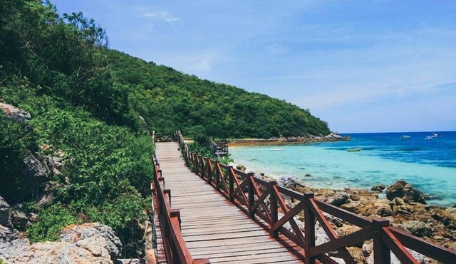 Baan Sai Thong