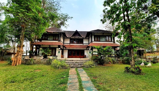 Baanklangdoi Resort