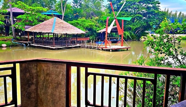 Bang Phra Resort Near Si Racha