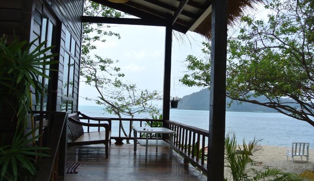 Bangbaobeach Resort