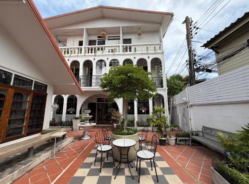 Bangkok Neighborhouse - Guesthouse