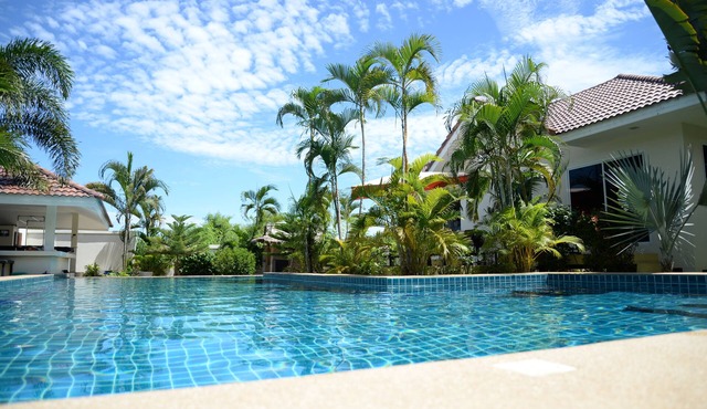 Bangsaray Villa