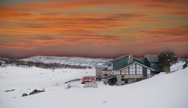 Barrakee Ski Lodge