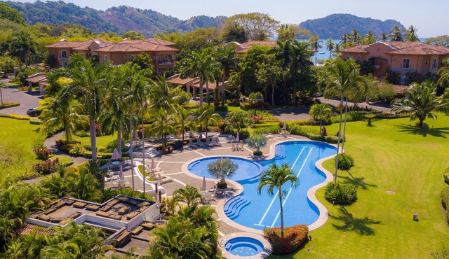 Bay Residence 7C 3 bdr Ocean View in Los Suenos