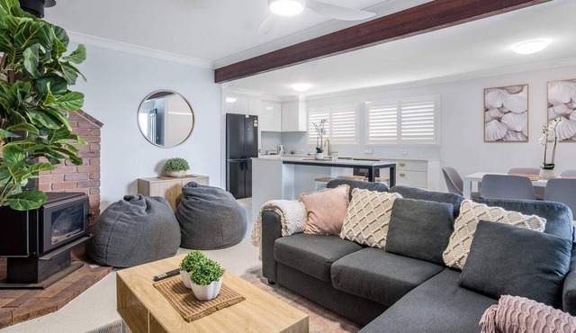 Beachfront Bliss, Wynnum