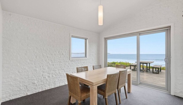 Beachfront Escape in Clifton