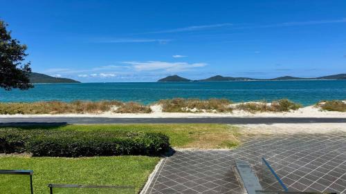 Beachfront with Spectacular Views