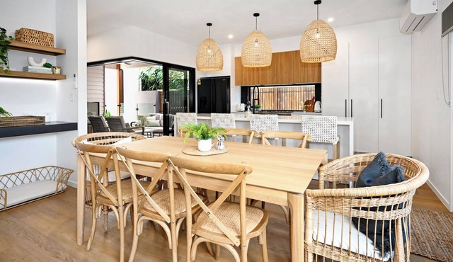 Beachside Bokarina Escape | Coastal Comfort