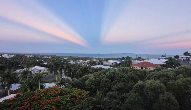 Bella Breeze - Ocean Views, Spa & Air Condtioned