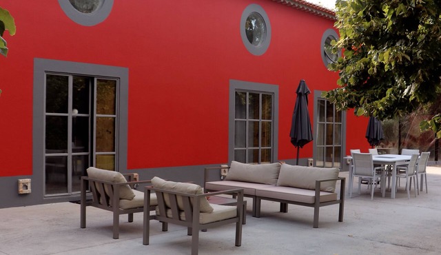 Big Red Barn - Modern Refuge in Obidos, Portugal