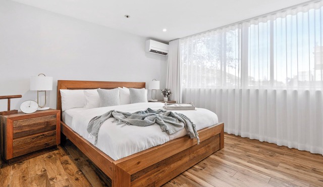Bondi Breeze Apartment