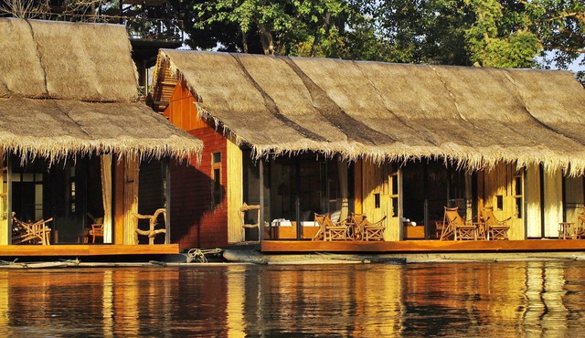 Boutique Raft Resort