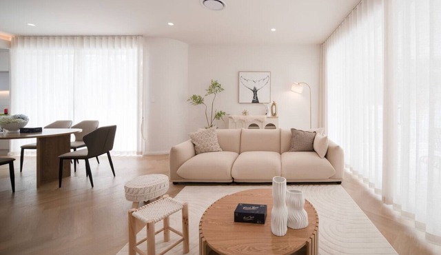 Brand-New 4BR Luxury Living Near Airport & Mall