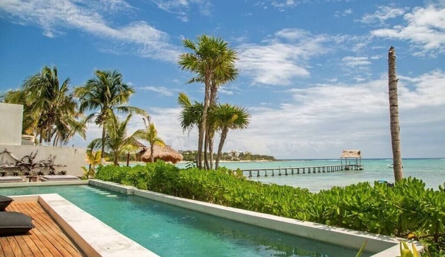 BT Homes - Elegant Beachfront Apartment