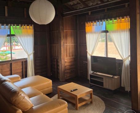 BUA Homestay : cozy house in Laplae district