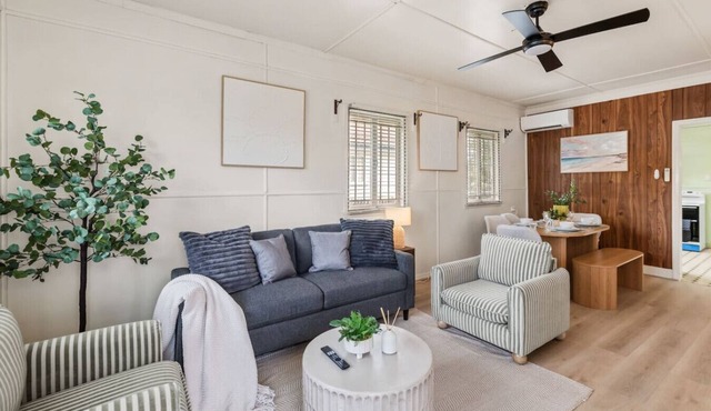 Budget-Friendly Stay for 7! 2 Mins Walk to Train