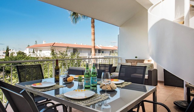 Cabanas - Terrace & Rooftop