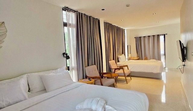 Calamint Residence Hotel
