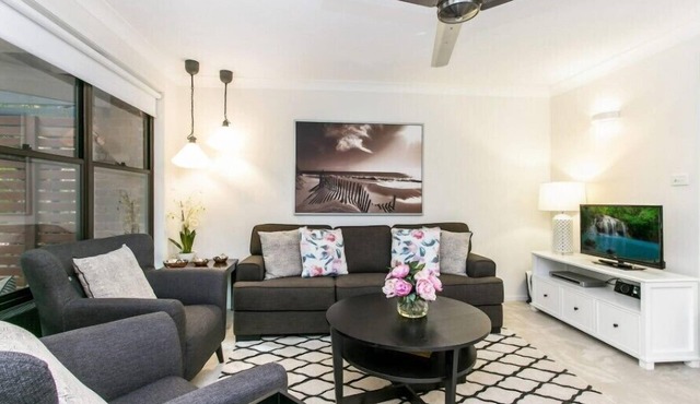 Calinda Sol 2 at Clarkes Beach
