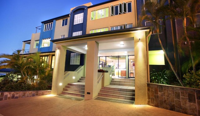 Caloundra Central Apartment Hotel Official