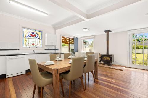 Campbell's Cottage by Experience Jervis Bay