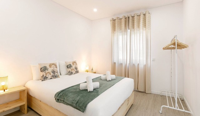 Casa da Manuela - Serene Village Retreat