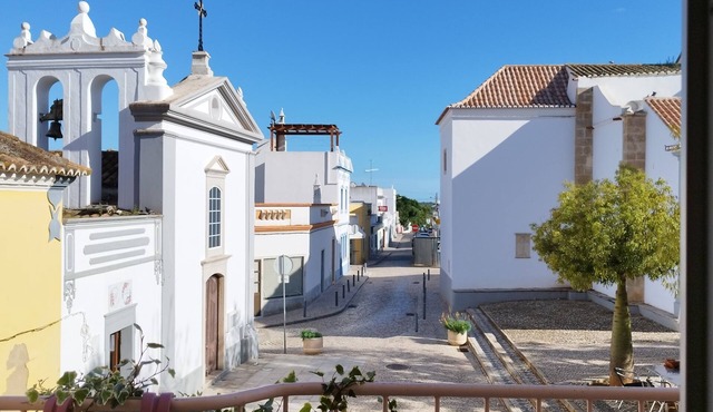 Casa da Vila Moncarapacho Perto da Praia e do Barrocal Algarvio