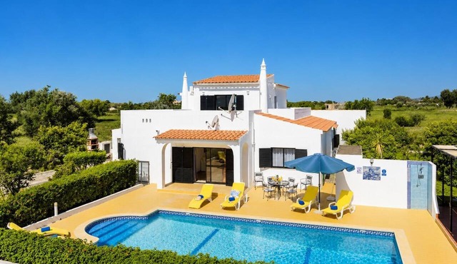 Casa Das Areias - Three Bedroom Villa, Sleeps 6