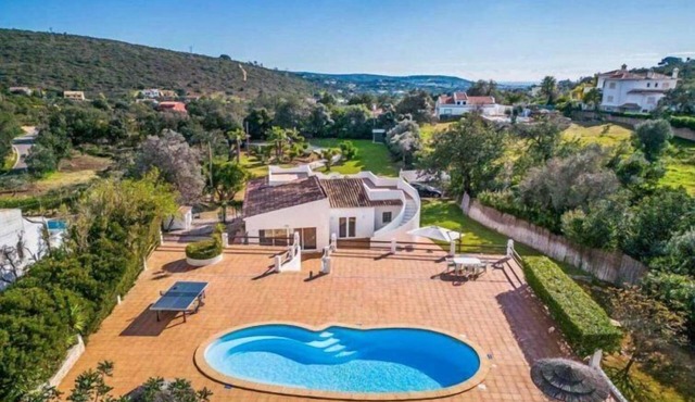 Casa Jardim - Three Bedroom Villa, Sleeps 6