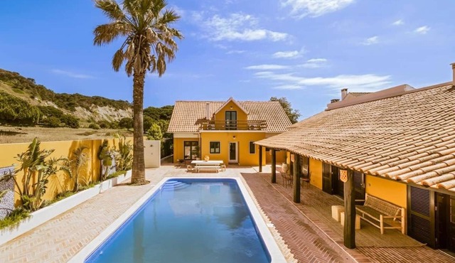 CASA RIBA - between ocean & countryside with pool