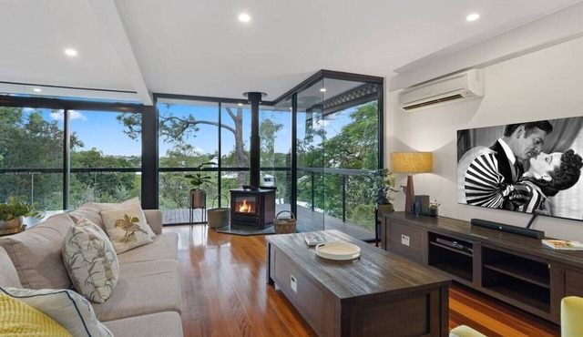 Central Brisbane Family Home|Calm Springs|Pool