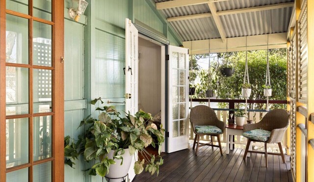 Central, cozy, yard - Bedroom 2
