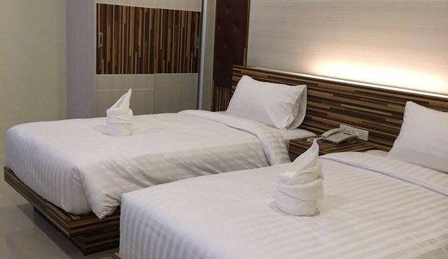 Chansuda Lake View Hotel