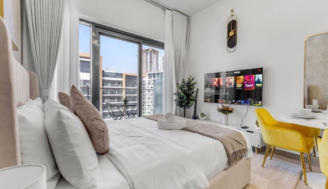 Chic Studio with Private Balcony