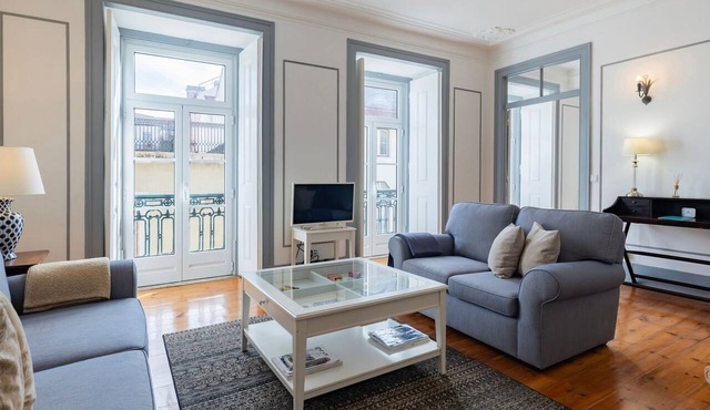 Classic & Super Central Apartment by LovelyStay