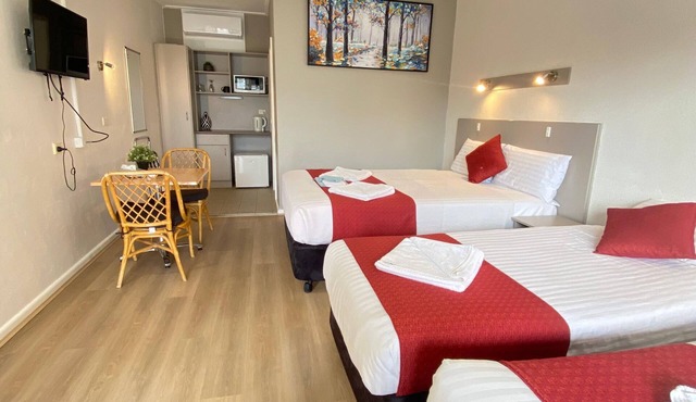 Cobb Inlander Motel