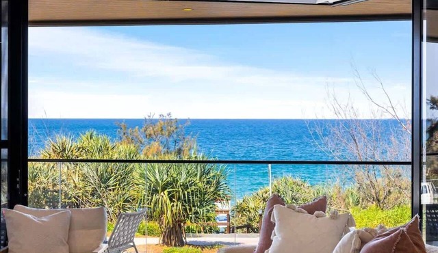 Coolum First Bay 121