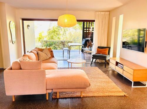 Cosy Apartment at North Shore Village Twin Waters - Private Garden - 2 Min Walk to Beach & River