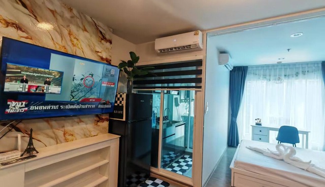 Cozy 1-bedroom monthly apartment in delightful 350m to sky train 2AC +Gym