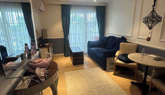 Cozy 1-bedroom apartment with AC, WiFi in enchanting Tambon Na Chom Thian